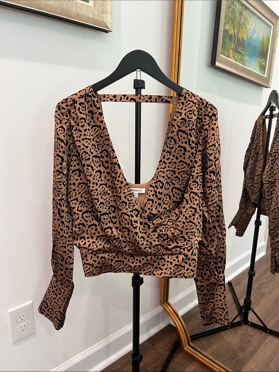 Good American Tops - Good American Cheetah Print Blouse